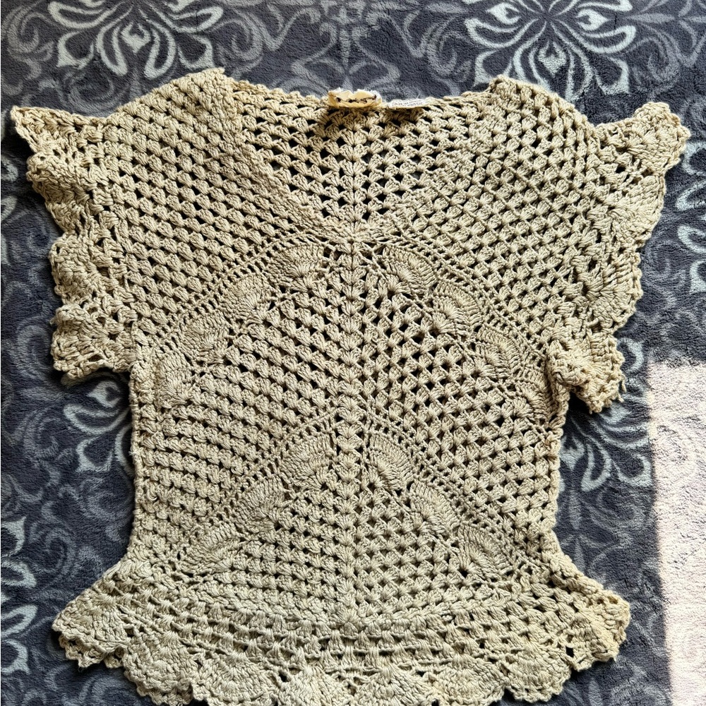 Y2K waist hugger crochet top